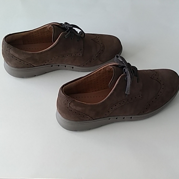 Clarks - Picture 7 of 8